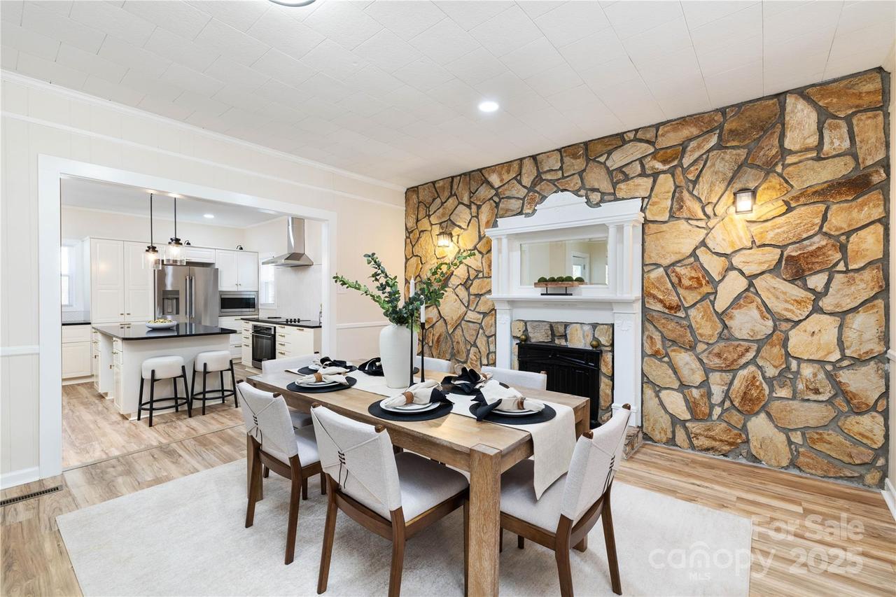 622 Oak St., Mooresville, NC 28115