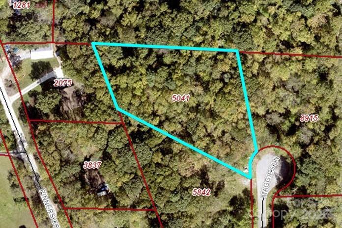 32 Maggies Ln., Asheville, NC 28803