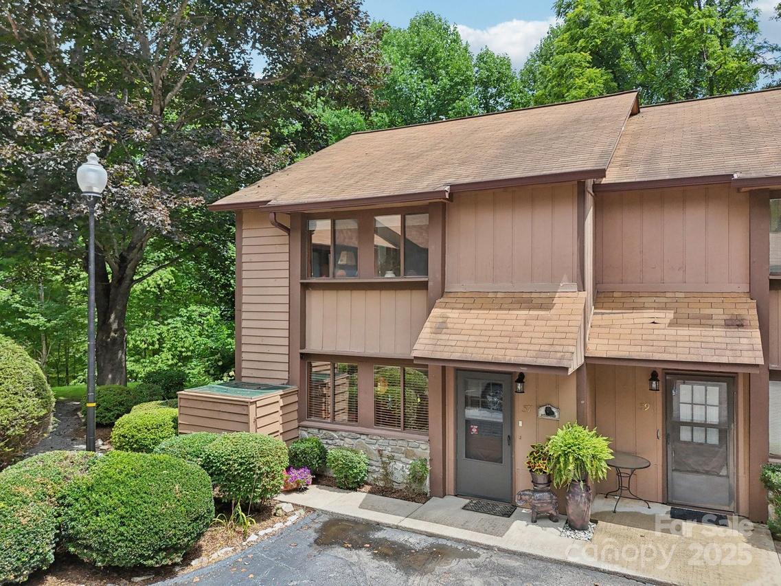37 George Cir., Maggie Valley, NC 28751