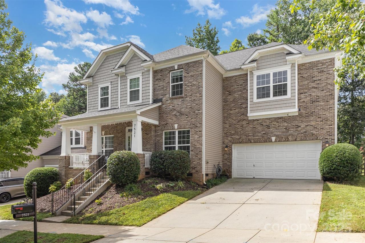 7521 Chaddsley Dr., Huntersville, NC 28078