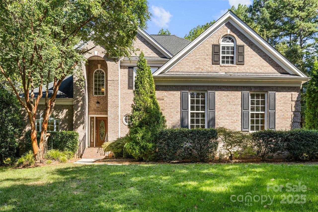 4424 Augusta Ridge Ct., Denver, NC 28037