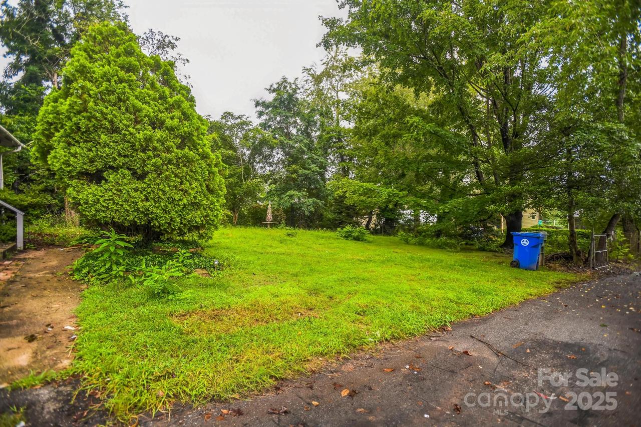 48 Middlemont Ave., Asheville, NC 28806