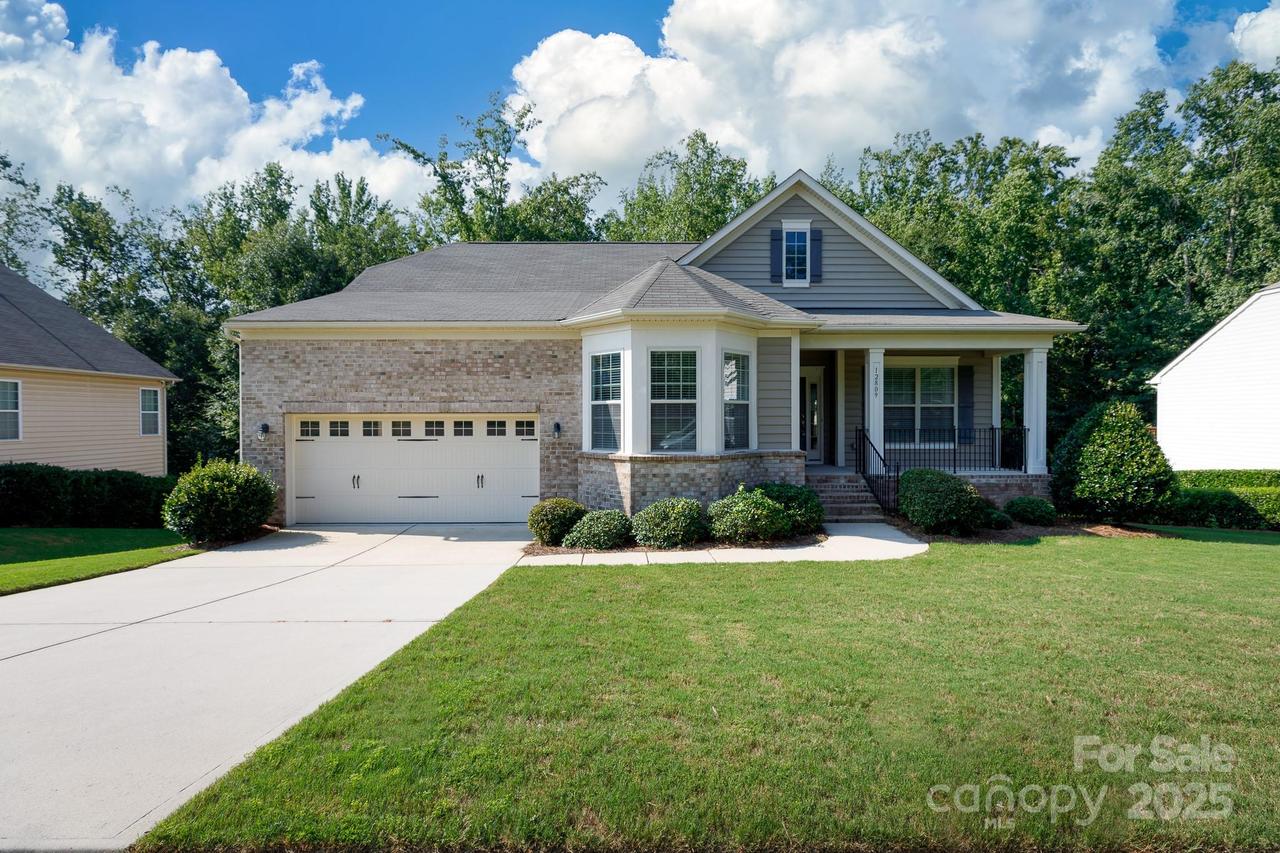 12809 Hunting Birds Ln., Charlotte, NC 28278