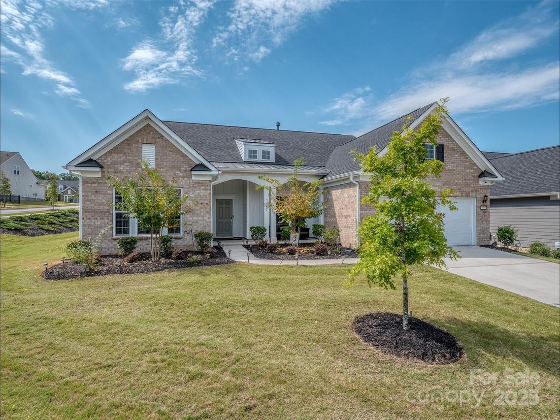 9332 Miami Bluff Dr., Huntersville, NC 28078