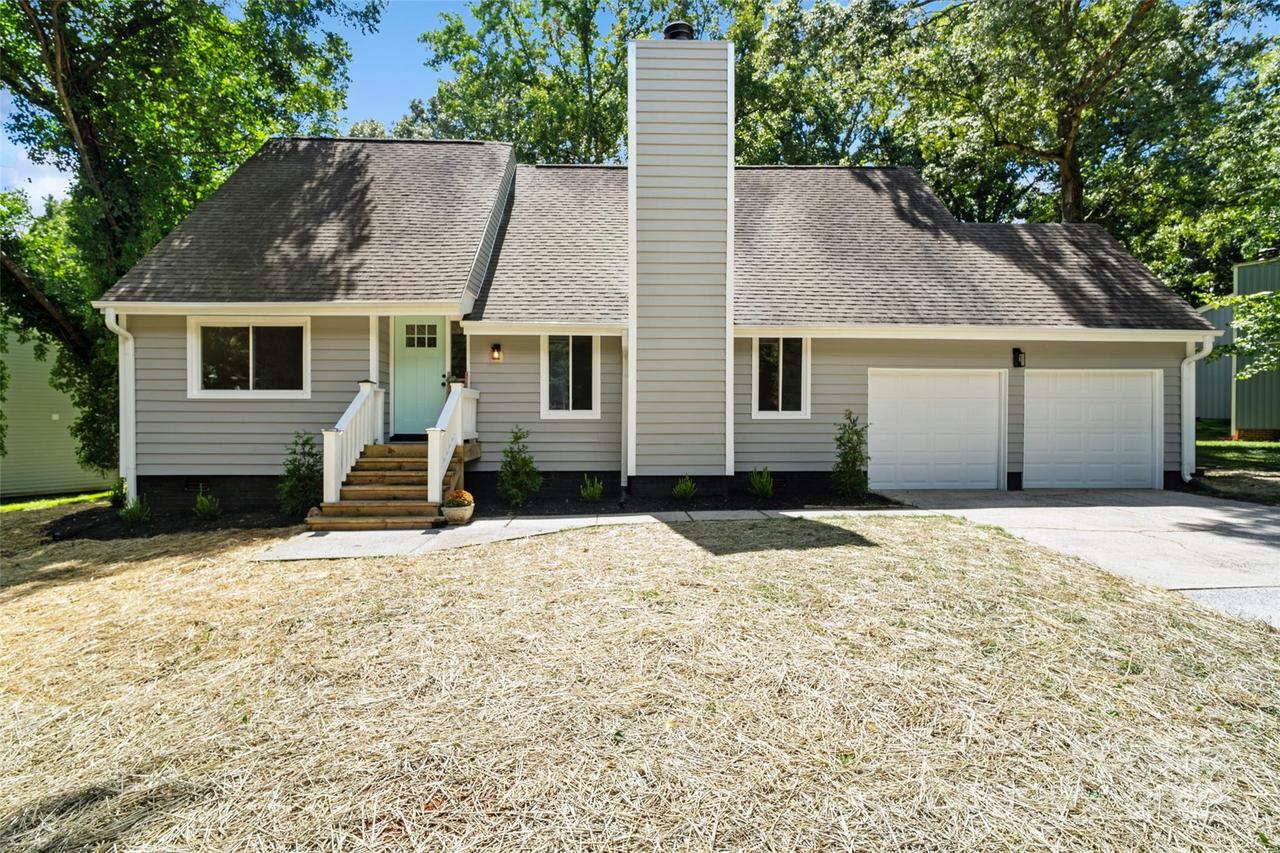 9514 Fairway Ridge Rd., Charlotte, NC 28277
