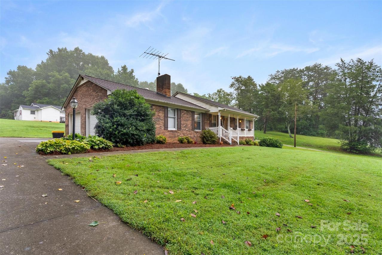 3751 Thomasville Rd., Winston Salem, NC 27107