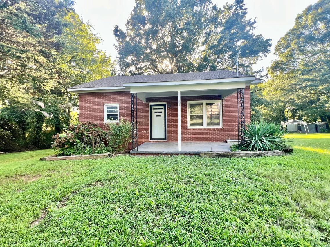 88 Polk St., Taylorsville, NC 28681