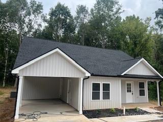 213 Mountain View St., Forest City, NC 28043