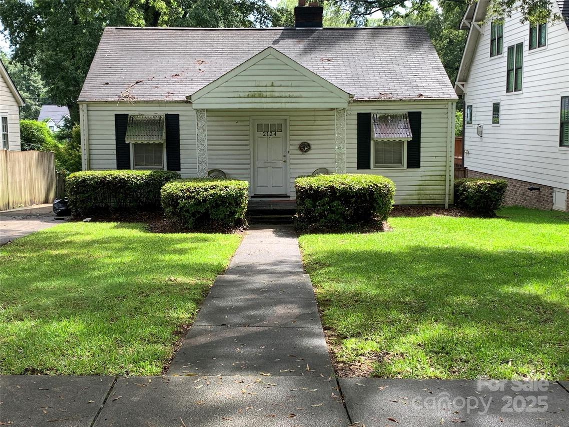 2124 Bay St., Charlotte, NC 28205