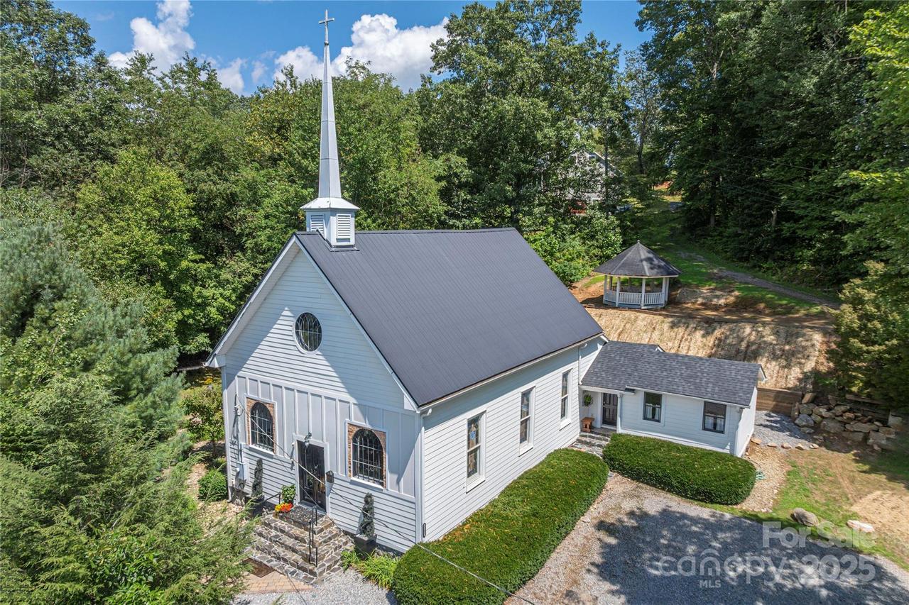 1202 Iron Duff Rd., Waynesville, NC 28785