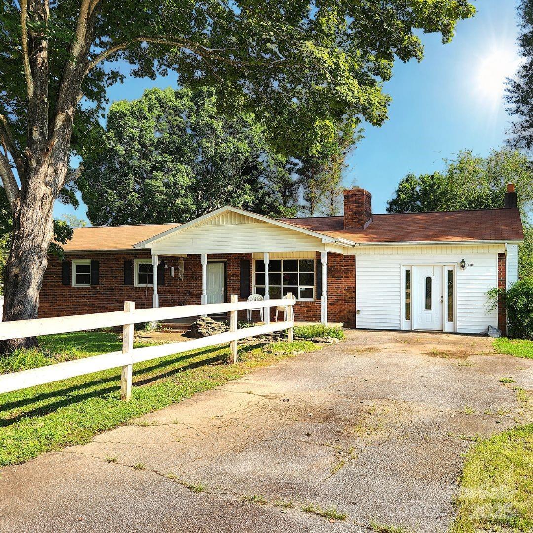 7390 Burke County Line Rd., Hickory, NC 28602