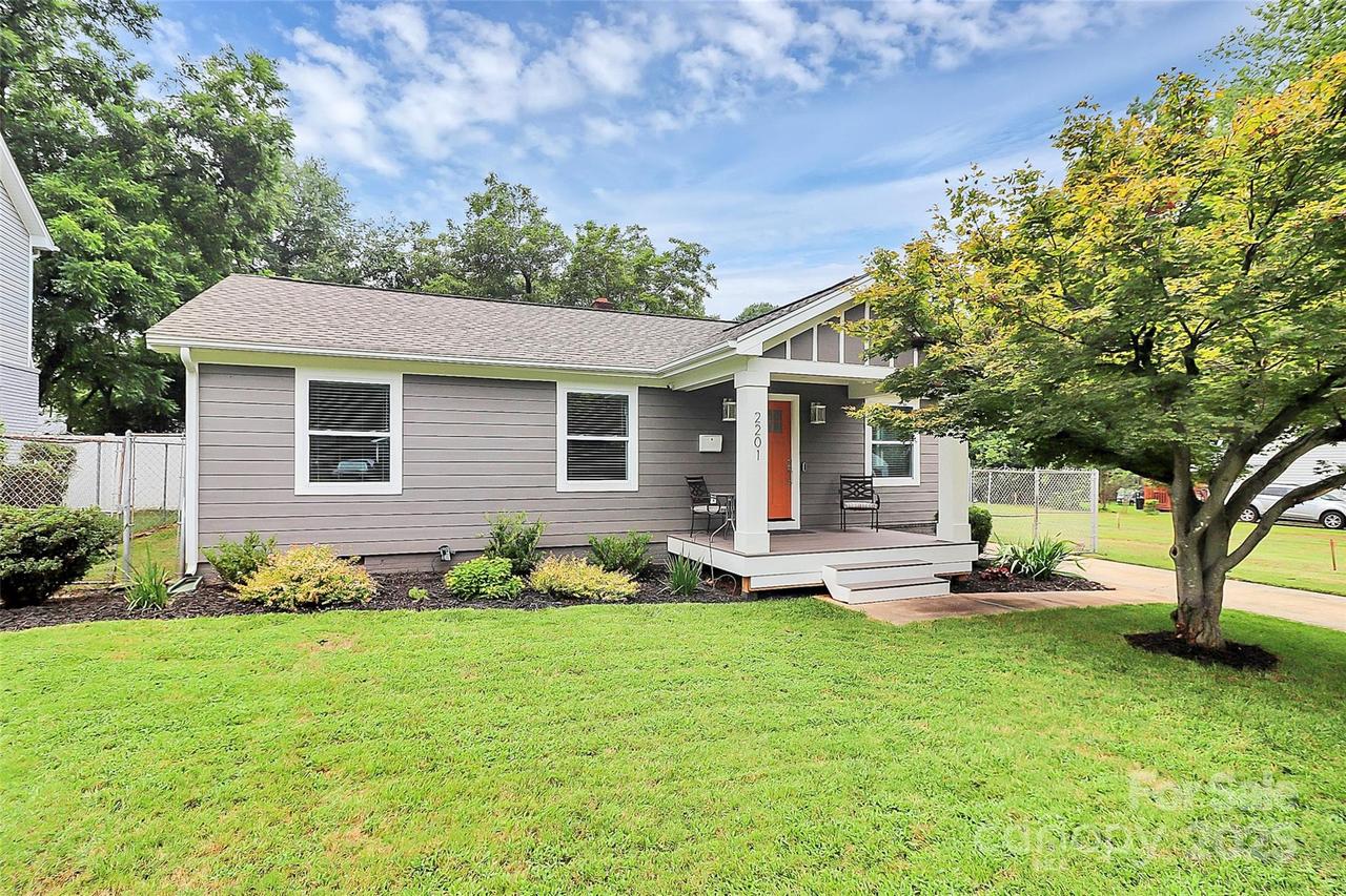 2201 Edison St., Charlotte, NC 28206