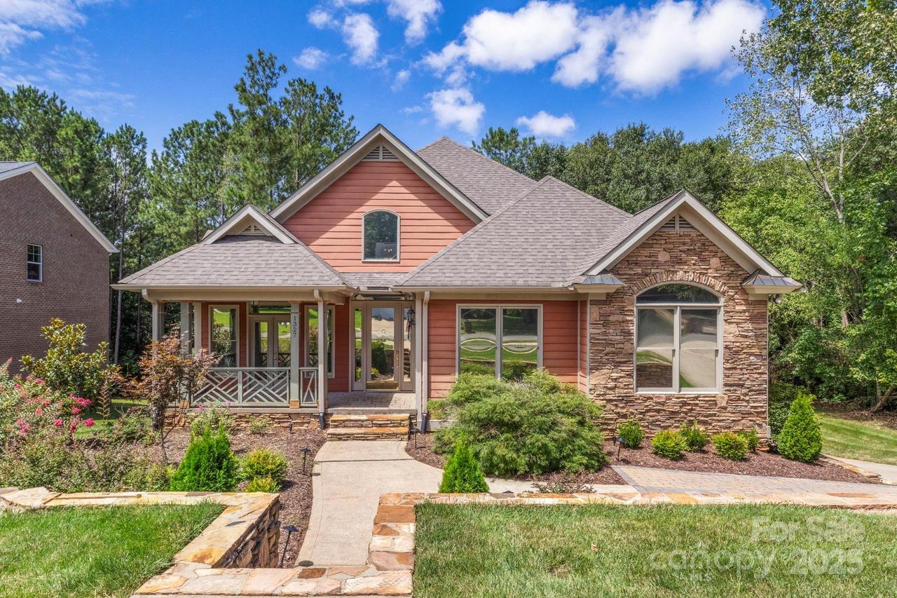 1327 Moonshadow Ln., Shelby, NC 28150
