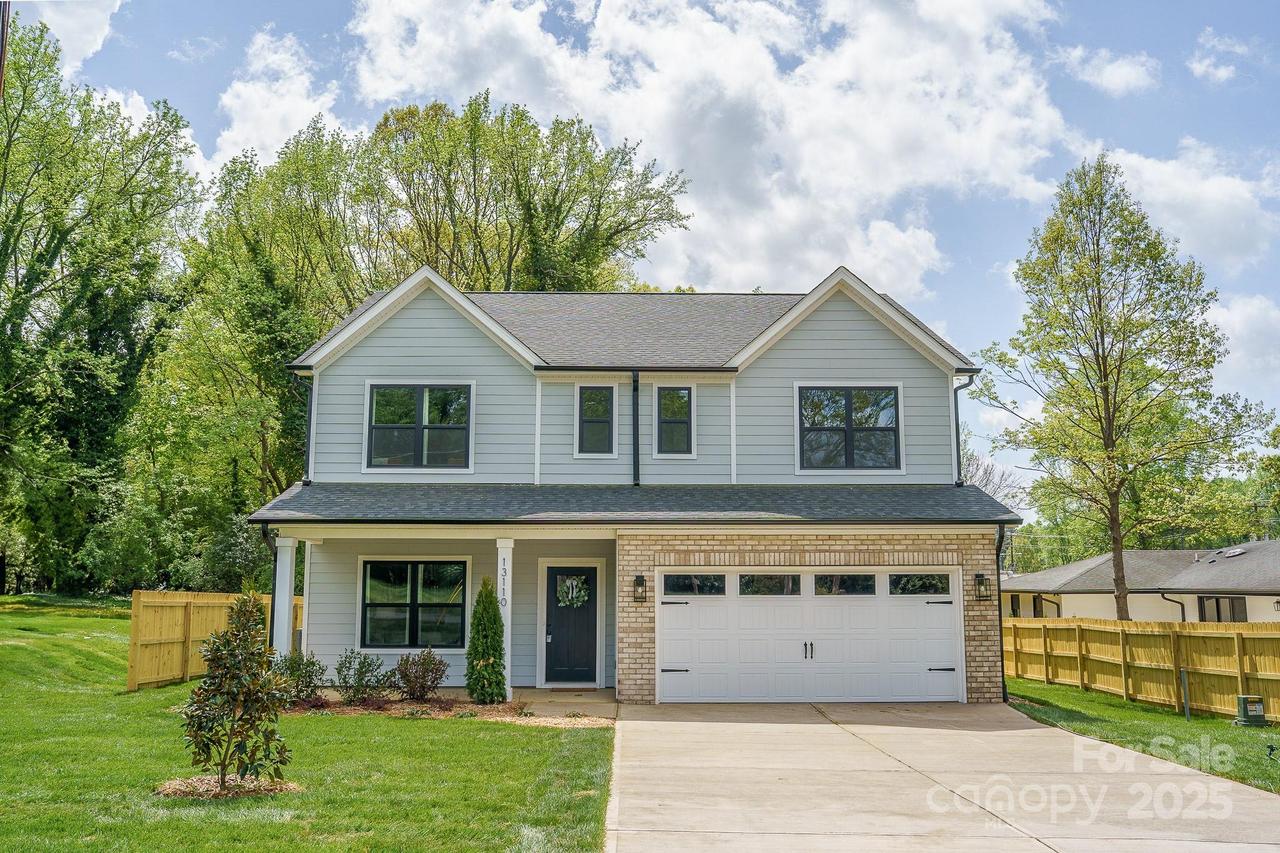 12460 Dearmon Rd., Charlotte, NC 28269