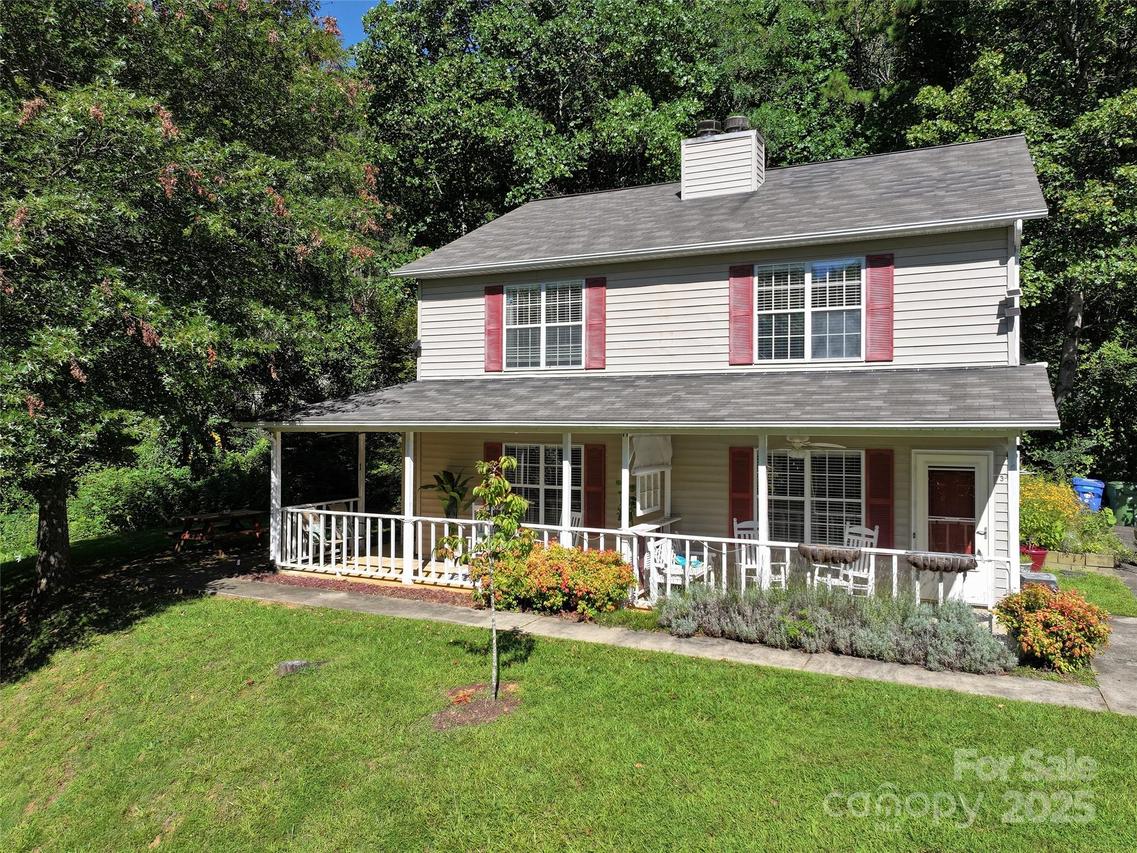 1 Rocking Porch Rd., Asheville, NC 28805