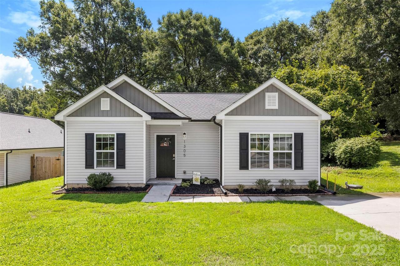 1305 Jay Ave., Gastonia, NC 28052