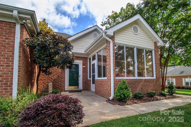 New Homes For Sale This Week That Attend Hawk Ridge Elementary: August 15th to August 21st