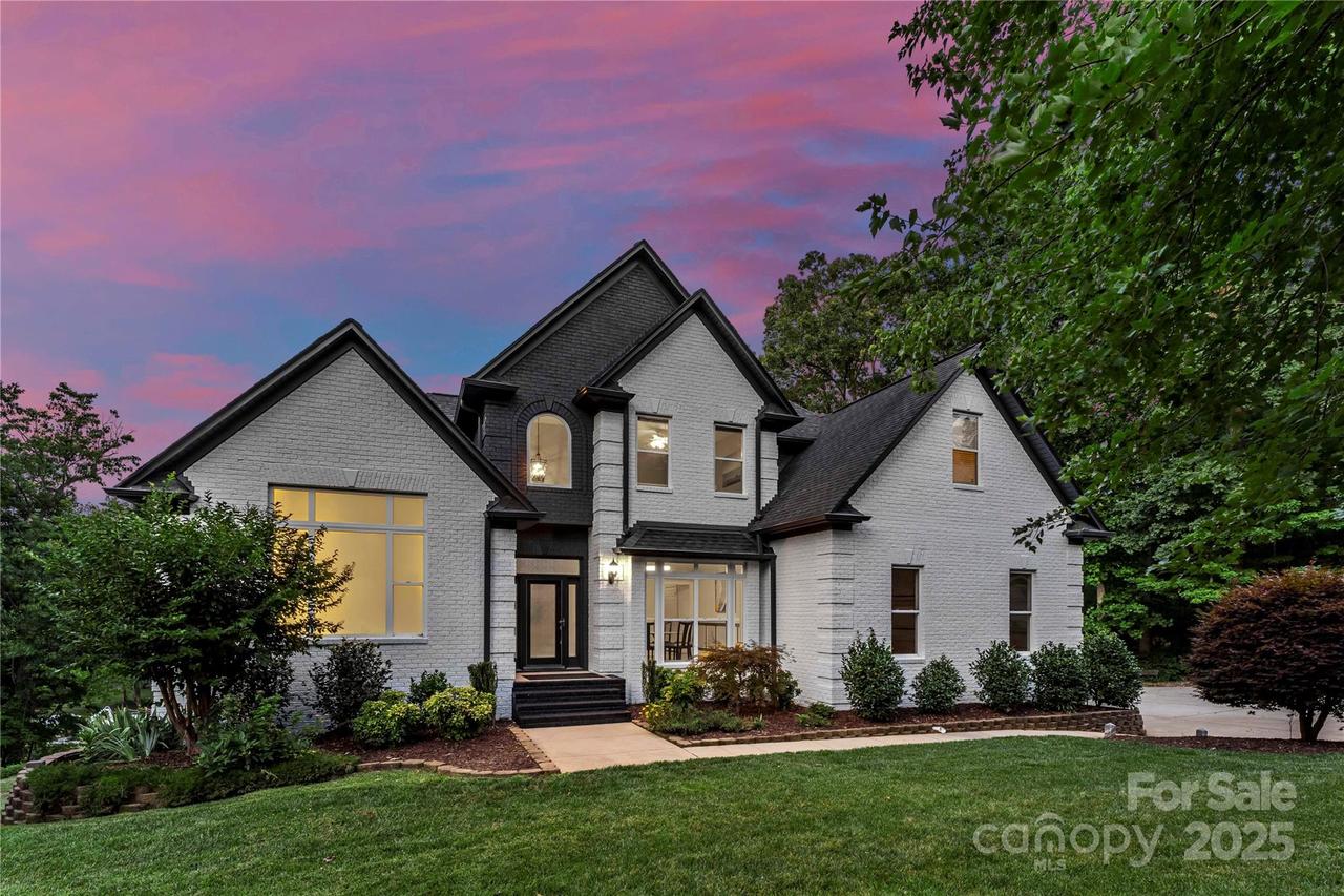 578 Normandy Rd., Mooresville, NC 28117