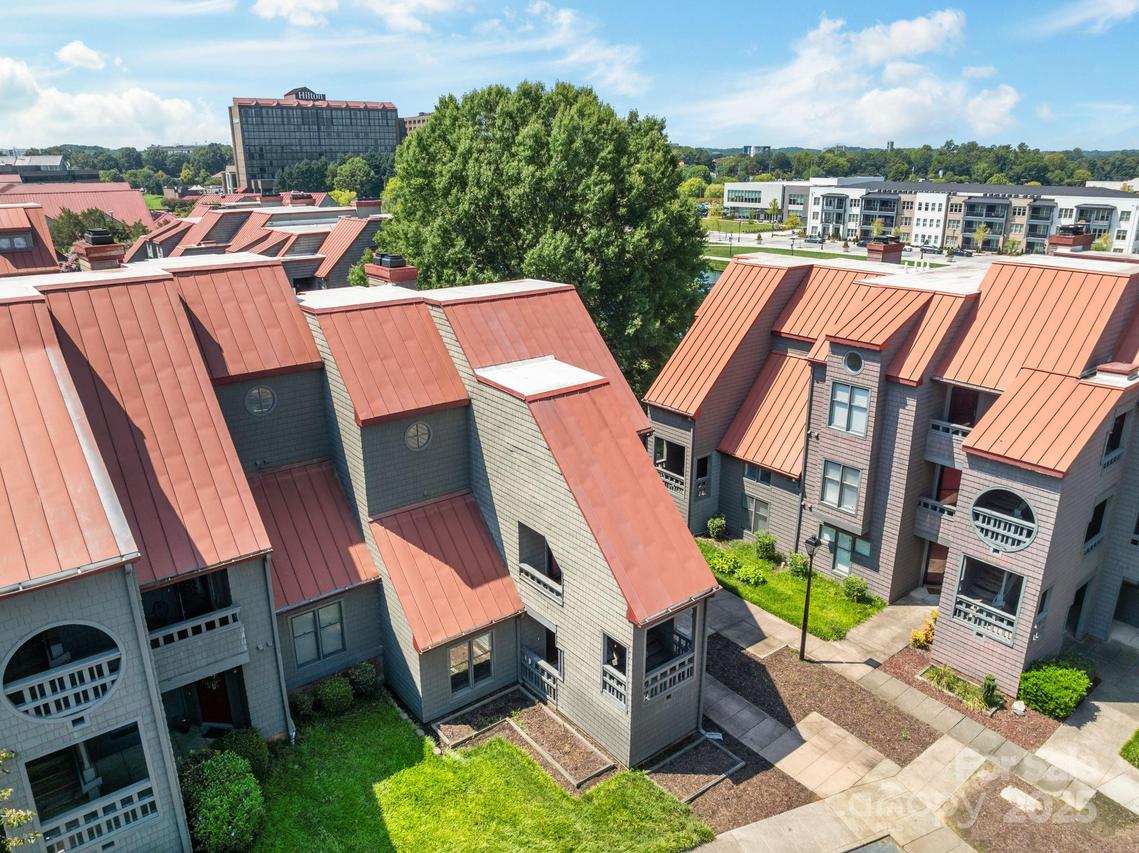 9037 J M Keynes Dr. #22, Charlotte, NC 28262