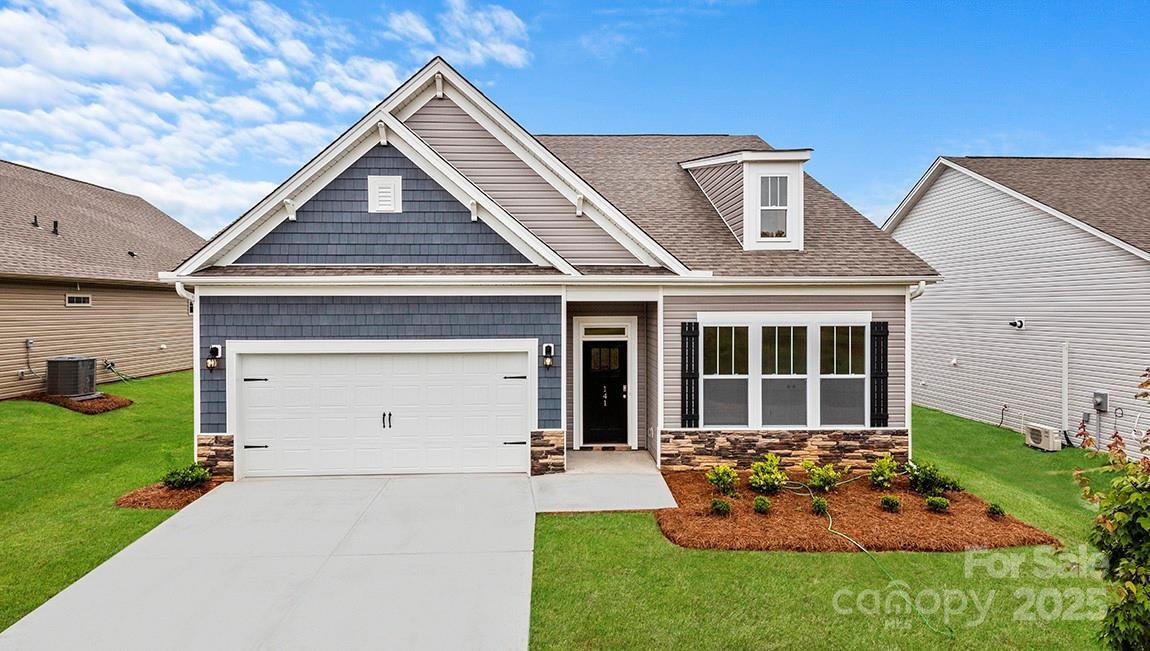 559 River Bottom Rd., Fletcher, NC 28732