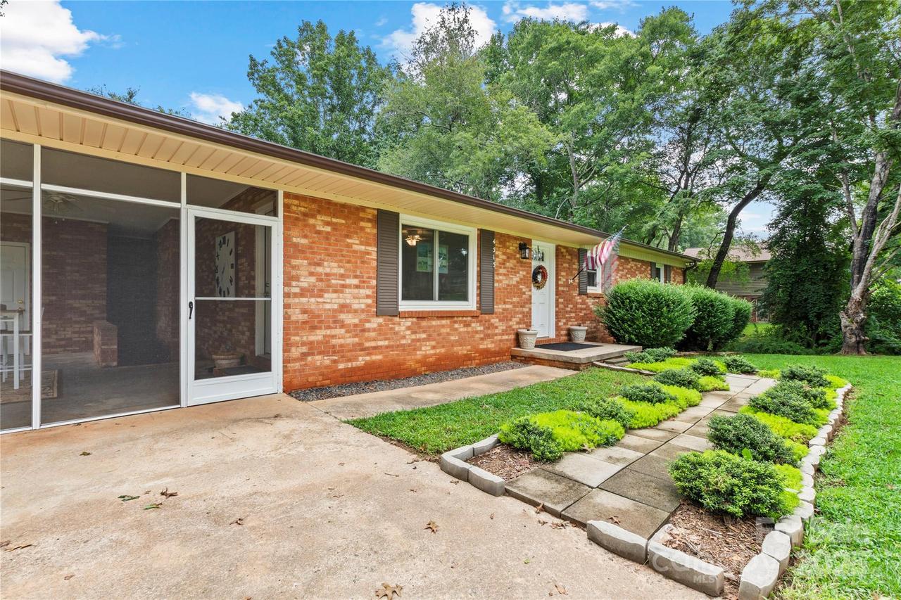 4515 Diamond St., Hudson, NC 28638