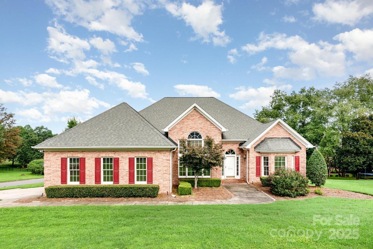 2603 Tralee Dr., Gastonia, NC 28056