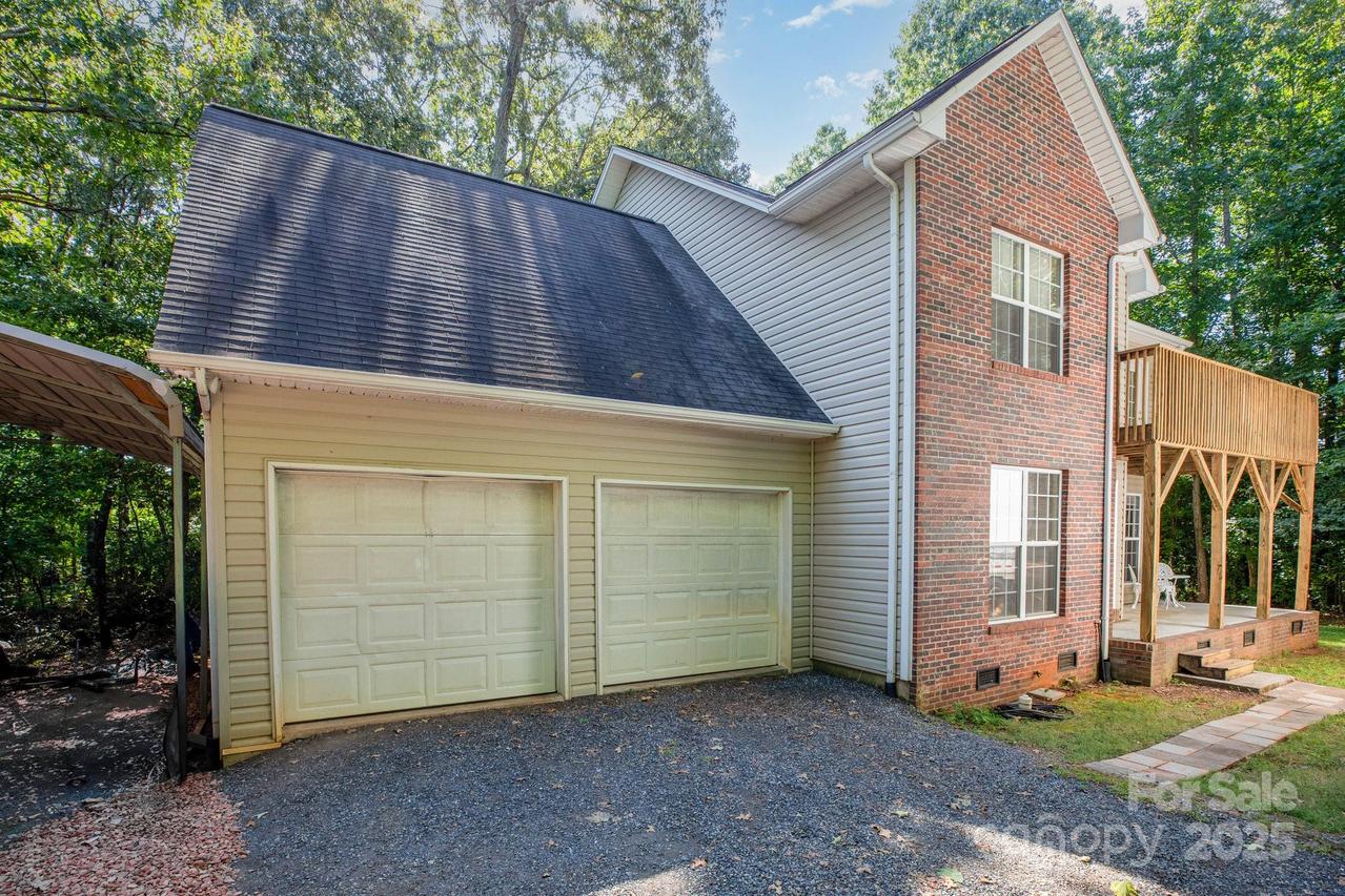 1010 James St., Charlotte, NC 28216