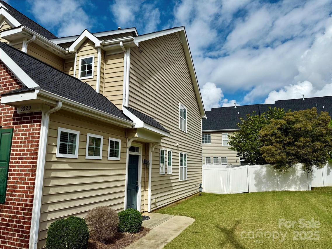 5520 Allison Ln., Charlotte, NC 28277