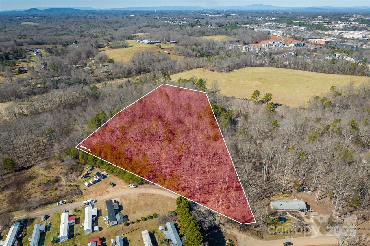 Short Rd., Hickory, NC 28602