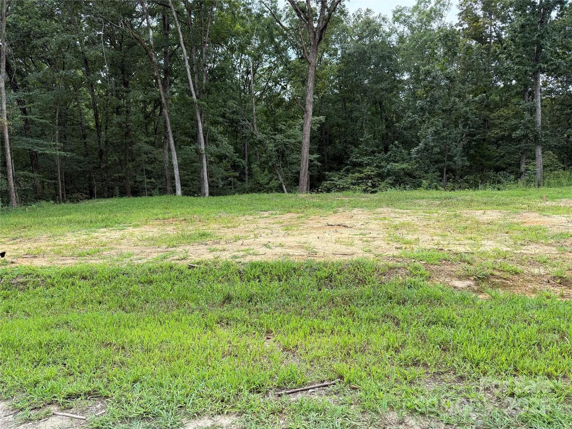 127 Katie Ln., Statesville, NC 28625