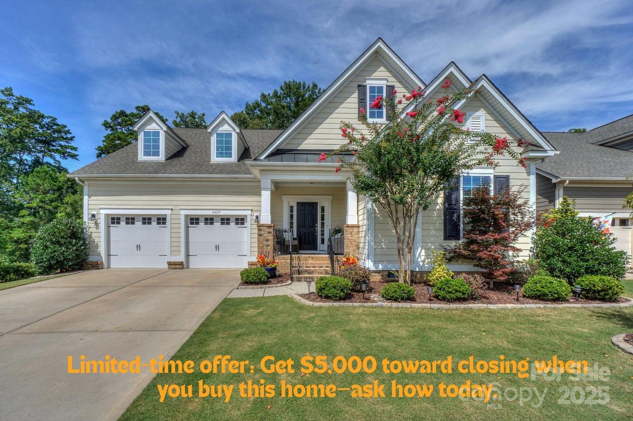 16029 Oxford Glenn Dr., Huntersville, NC 28078