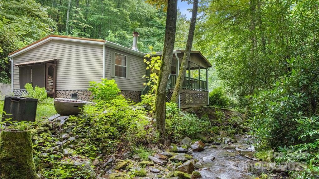11 Choice Pl., Whittier, NC 28789