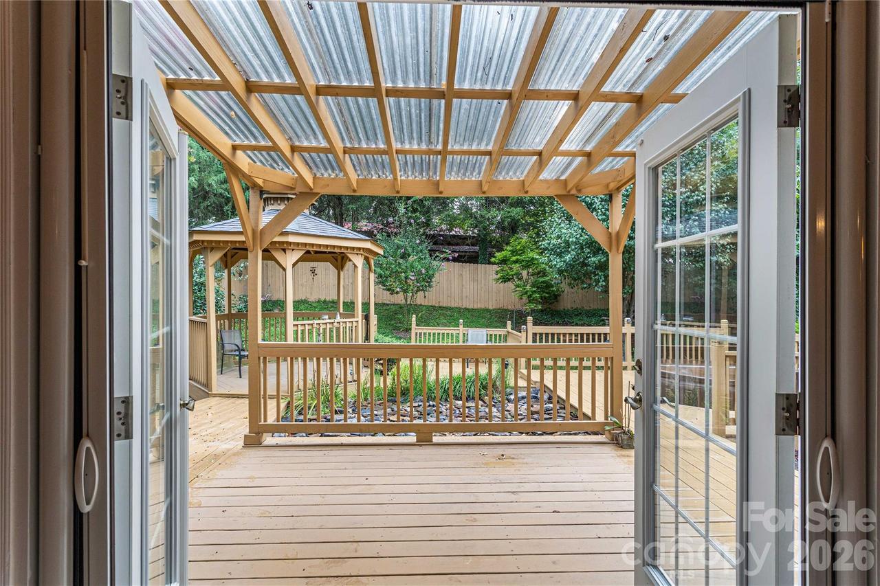 754 Peachtree Meadows Cir., Kernersville, NC 27284