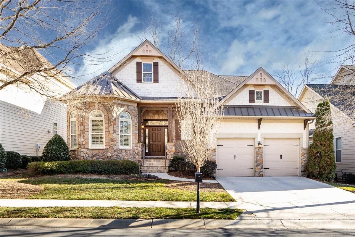 7415 Edenbridge Ln., Charlotte, NC 28226
