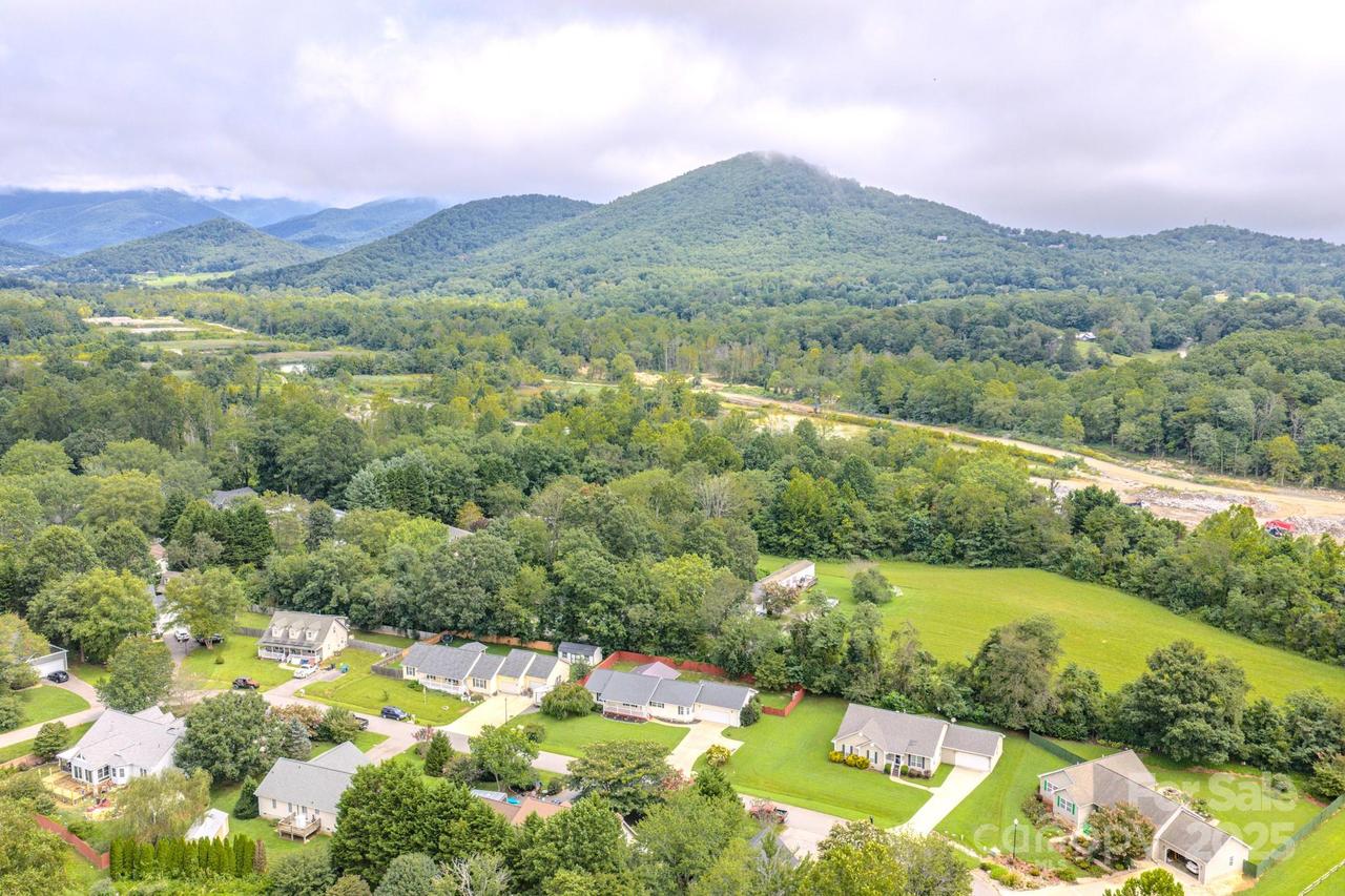 45 Eden Glen Rd., Black Mountain, NC 28711