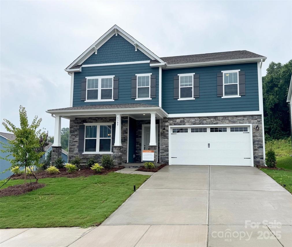 5309 Hutchinson Way, Mount Holly, NC 28120