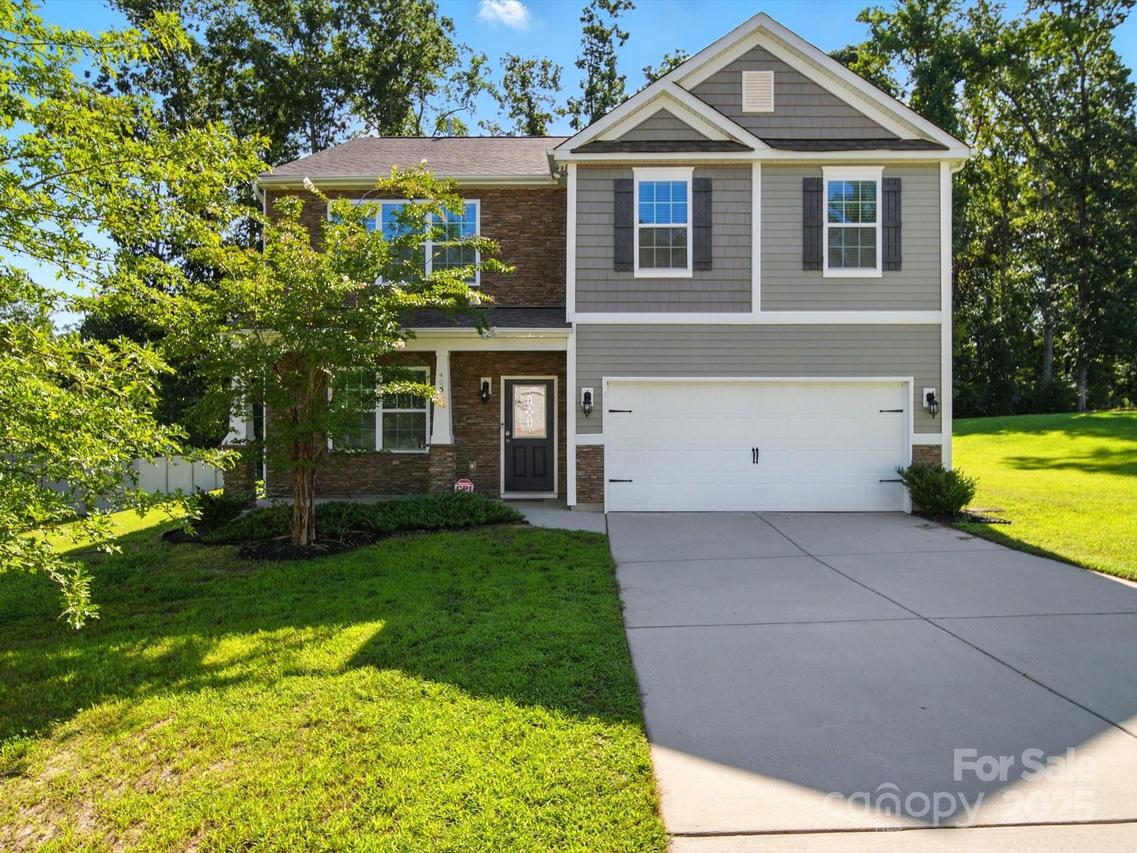 405 Wheat Field Dr., Mount Holly, NC 28120