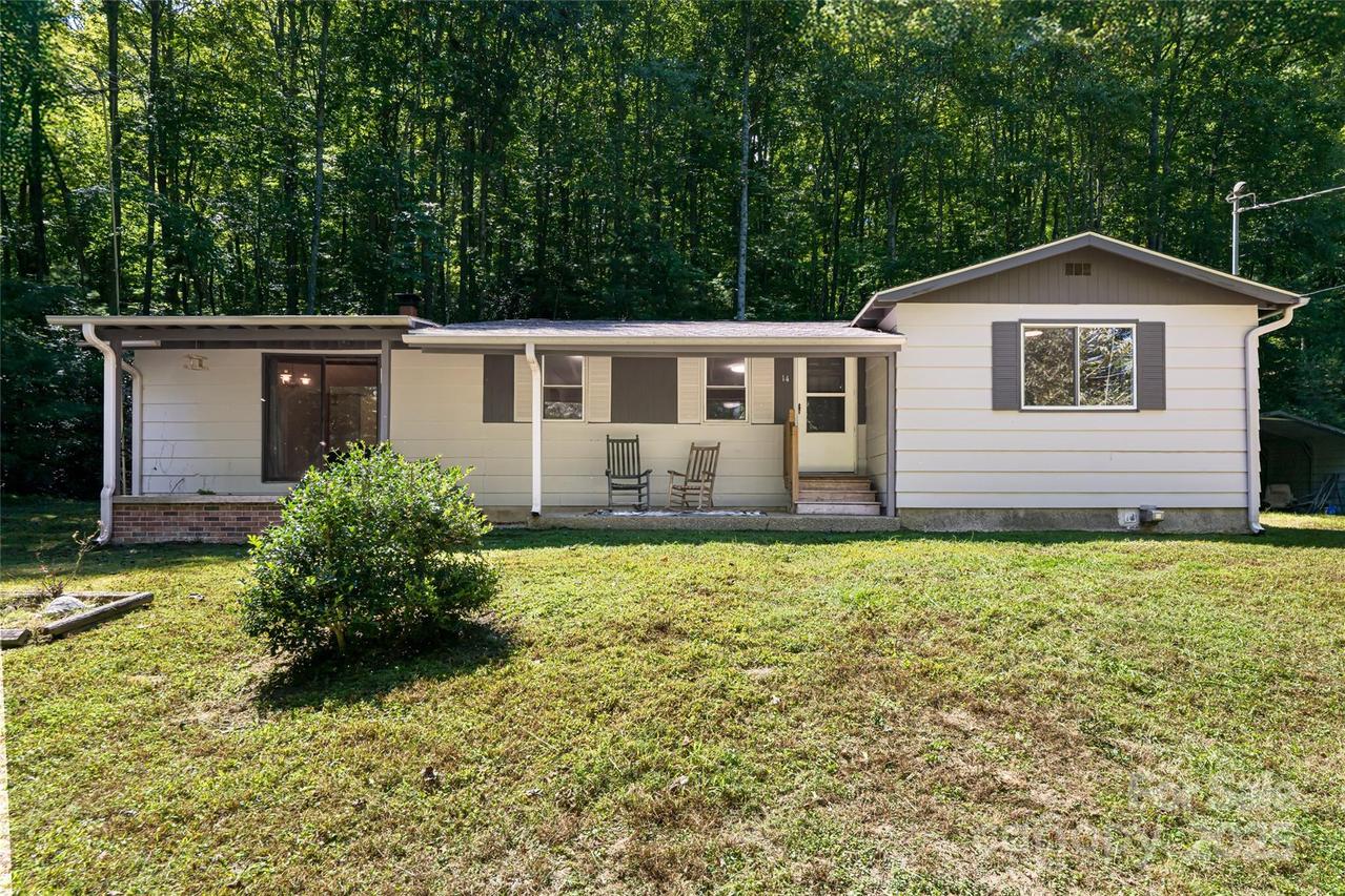 14 Rachel Fay Dr., Hendersonville, NC 28739