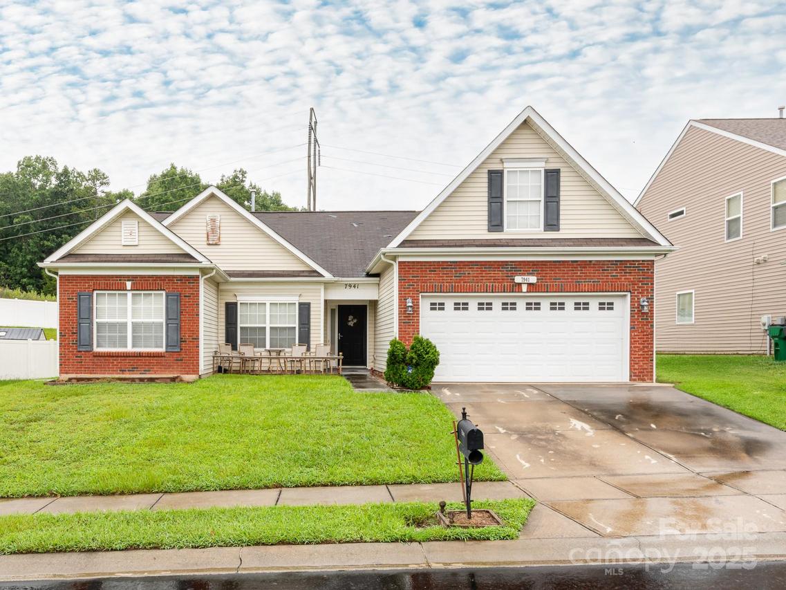 7941 Mossycup Dr., Charlotte, NC 28215