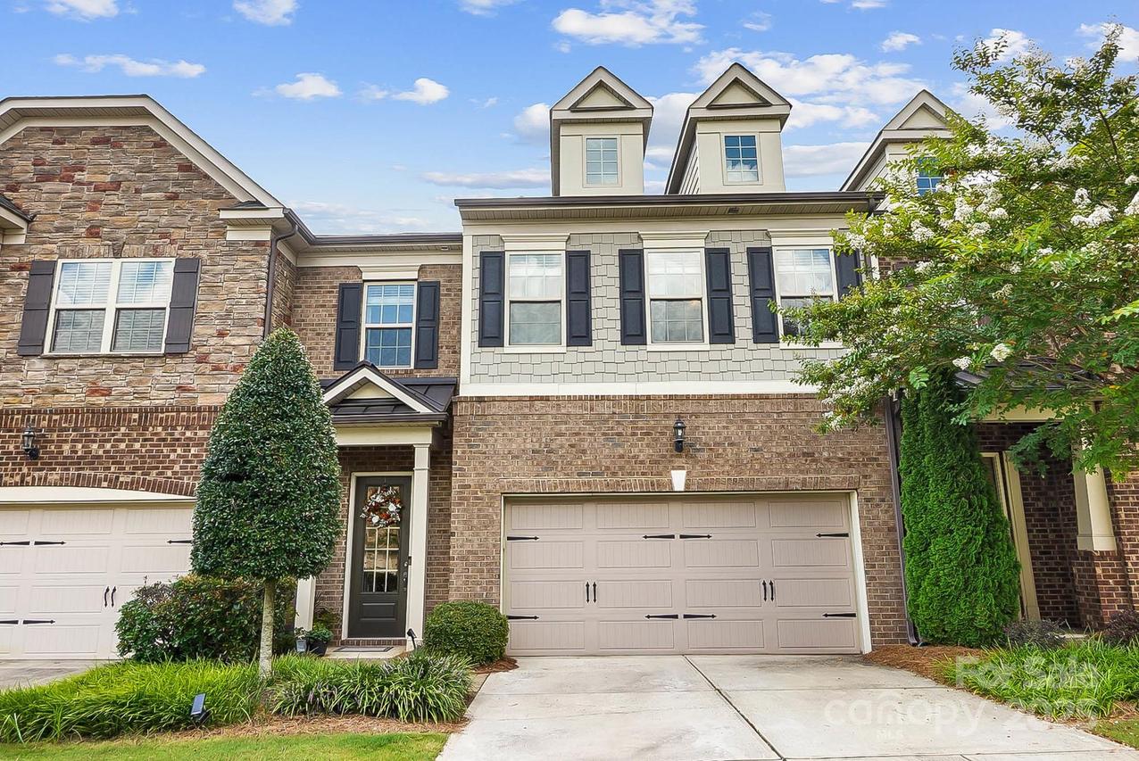 10718 Campbell Commons Way, Charlotte, NC 28277