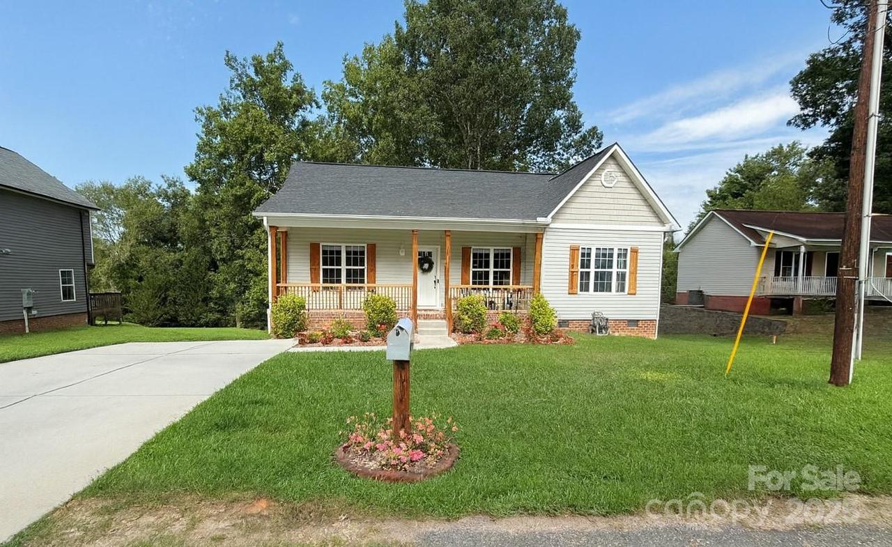 116 Wayne Ave., Kannapolis, NC 28081