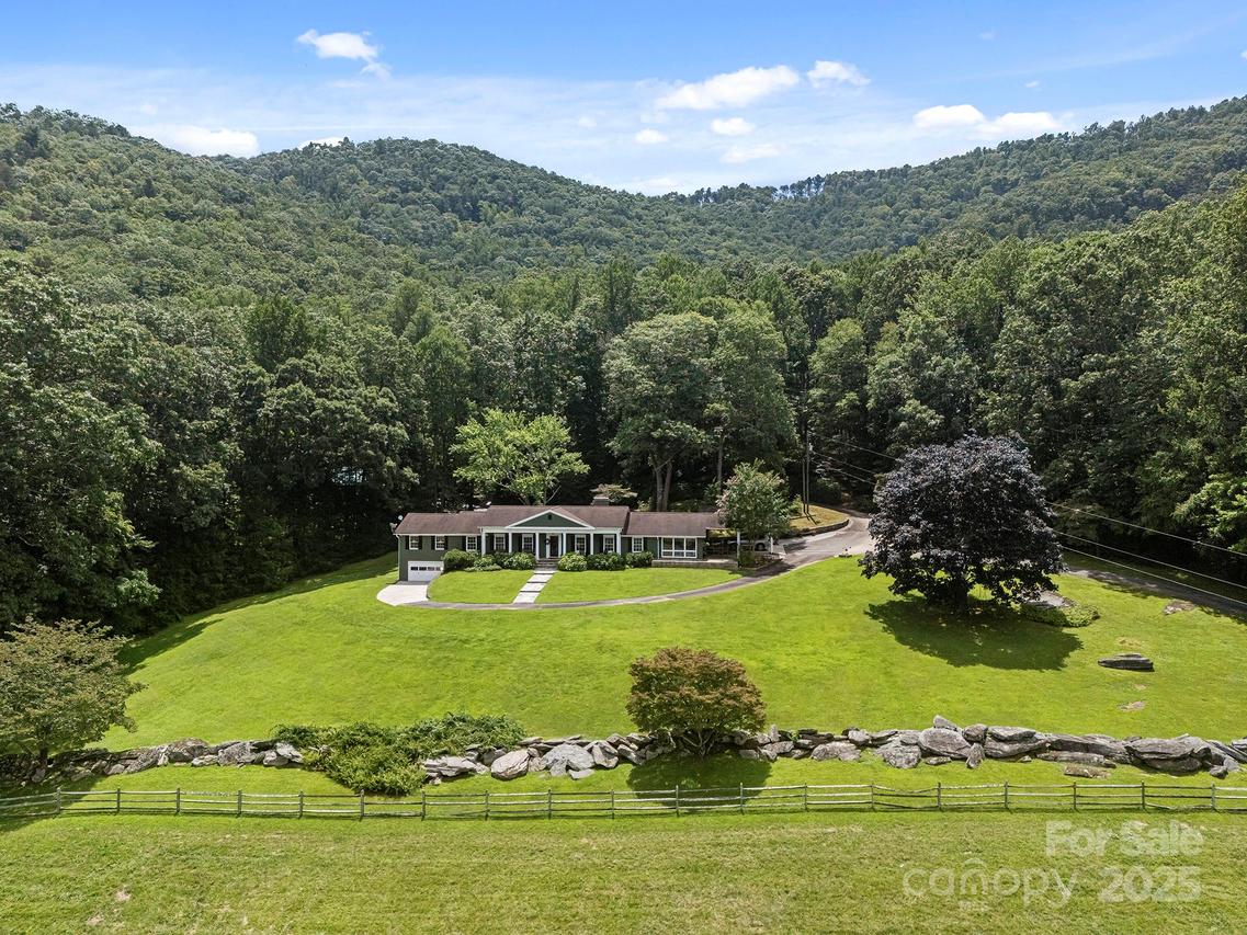 193 Duncan Creek Rd., Fletcher, NC 28732