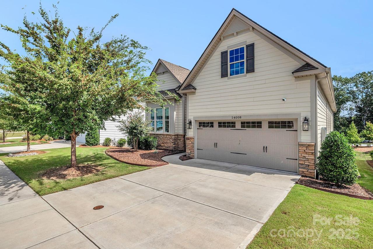 14008 Little Spring Ct., Charlotte, NC 28278