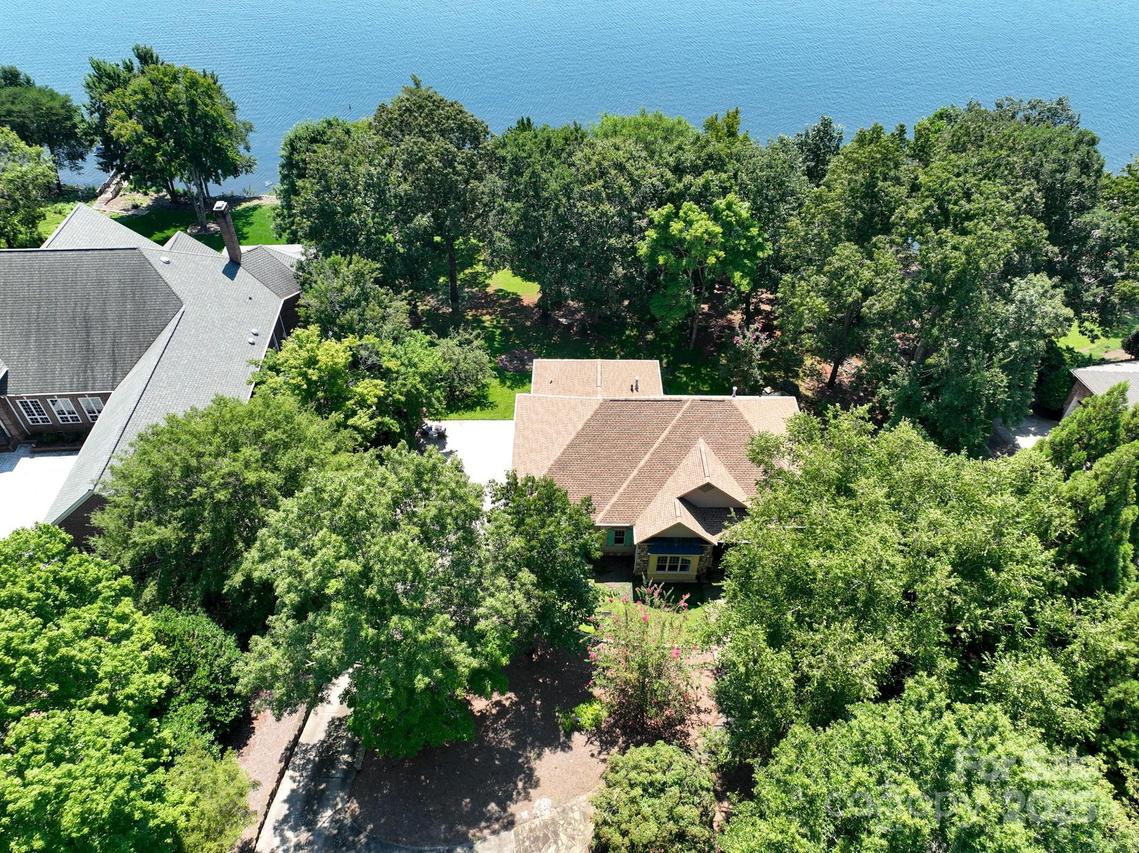 333 Badin View Dr., New London, NC 28127
