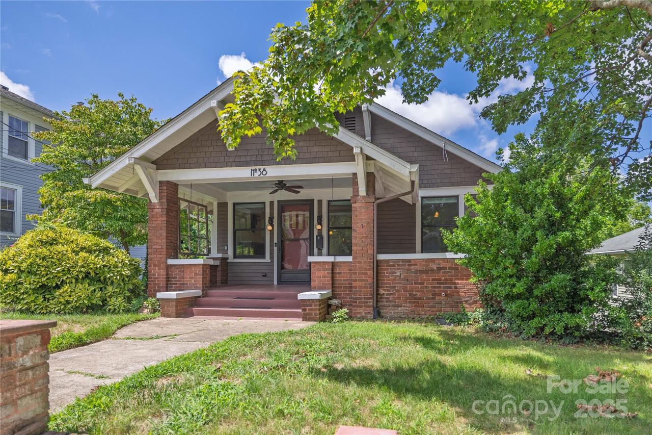 38 Austin Ave., Asheville, NC 28801