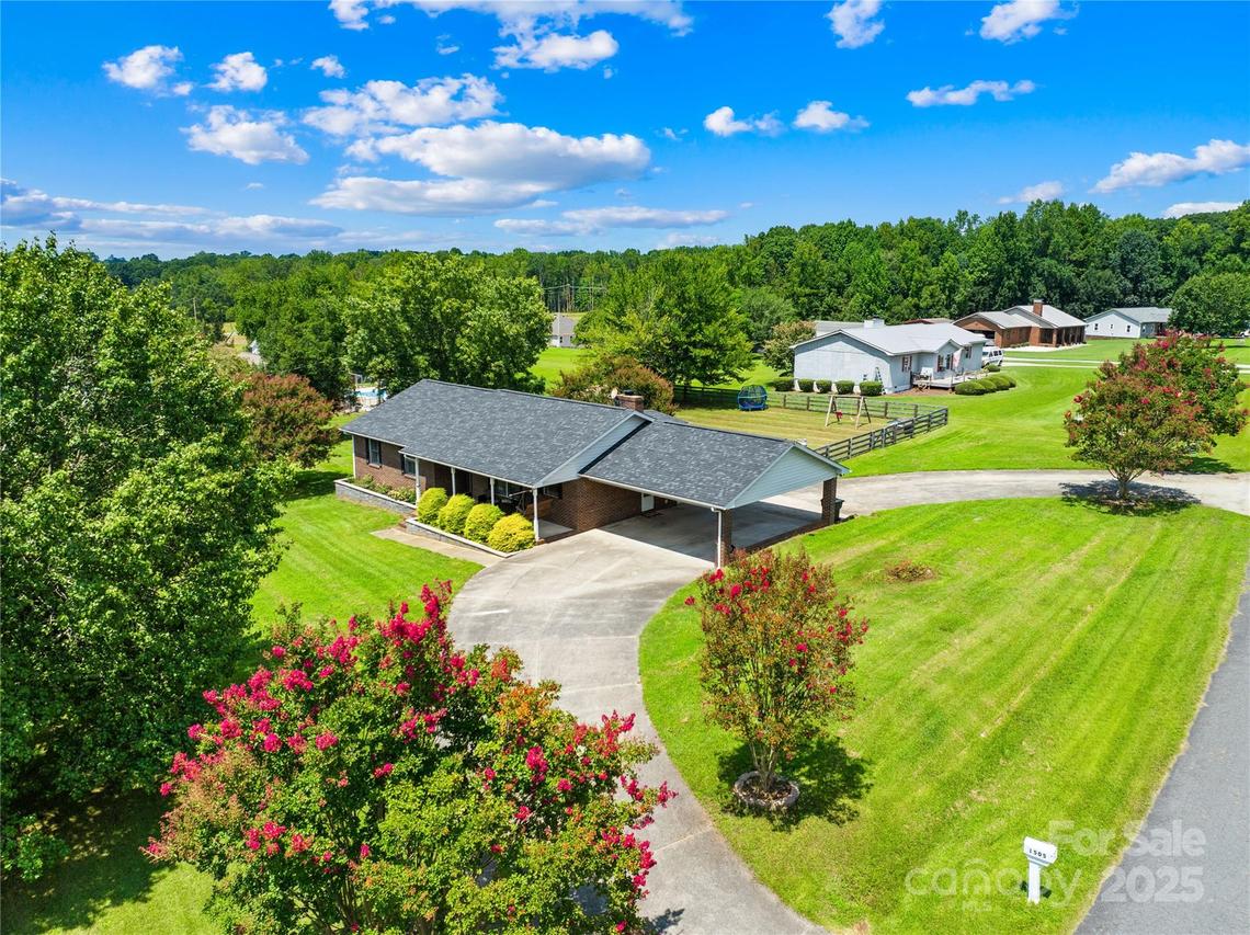 1505 Coddle Creek Hwy., Mooresville, NC 28115
