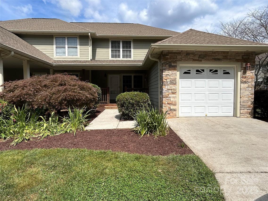 30 Douglas Fir Ave., Arden, NC 28704