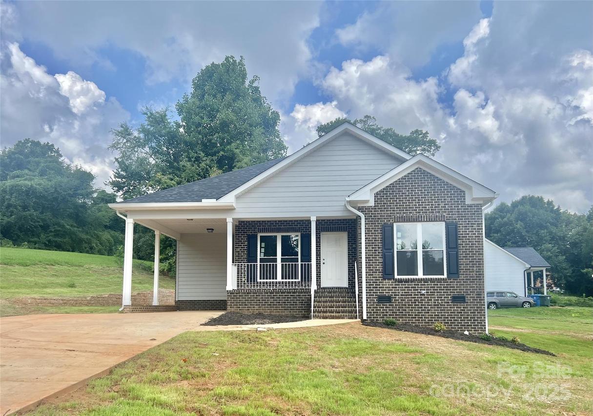 1270 N Shaver St., Salisbury, NC 28144