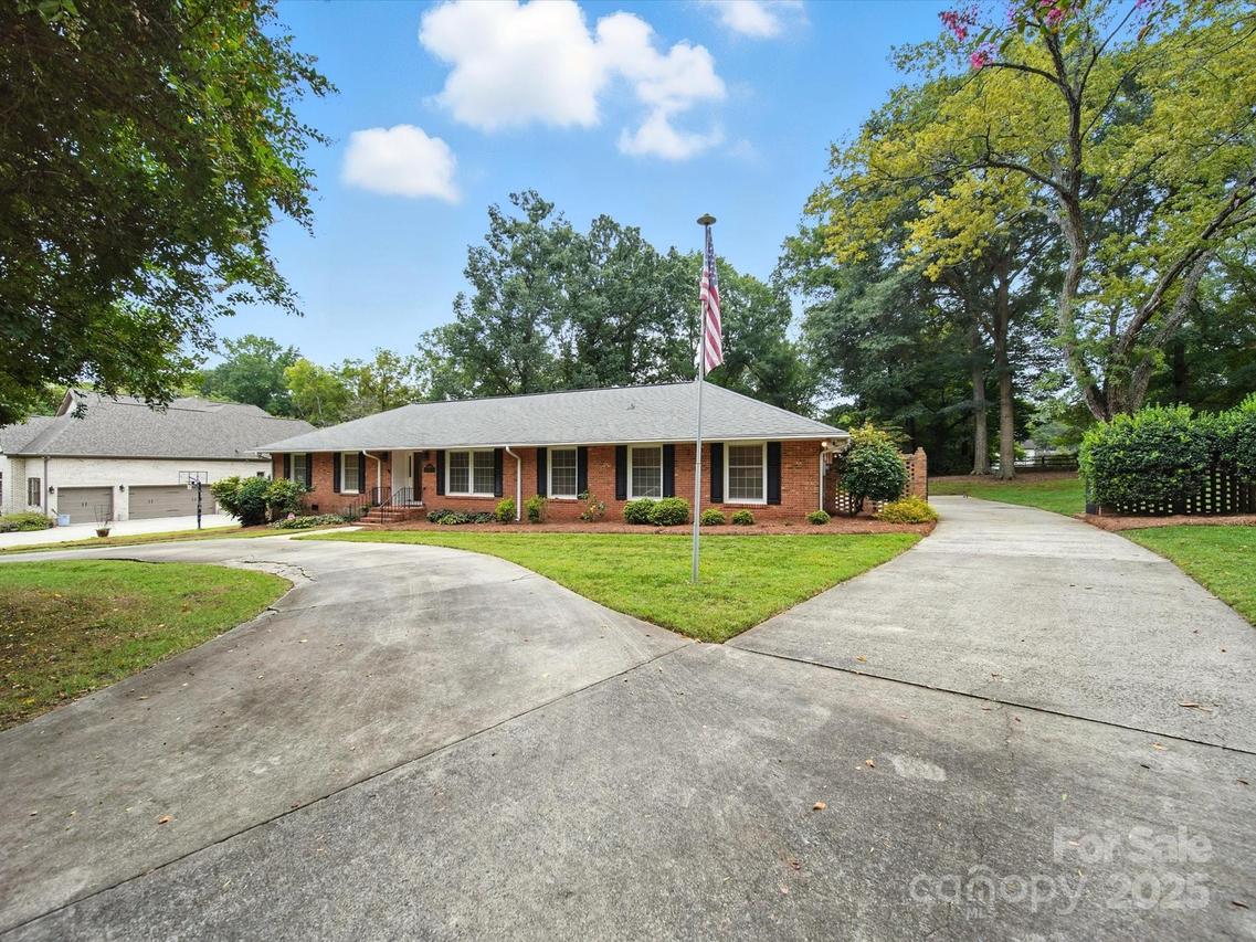 4600 Carmel Vista Ln., Charlotte, NC 28226