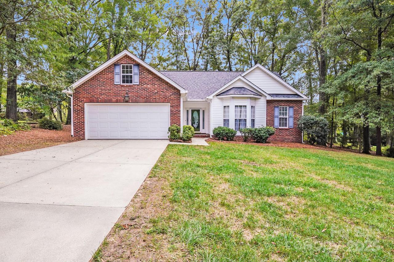 21108 Townwood Dr., Cornelius, NC 28031